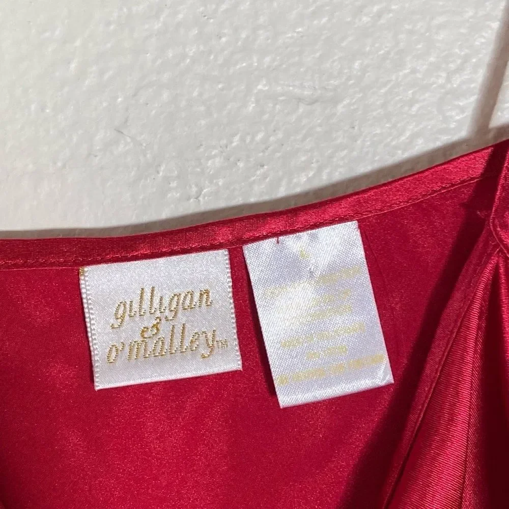 Vintage Gilligan & O’Malley Red Satin Slip - Picture 4 of 4